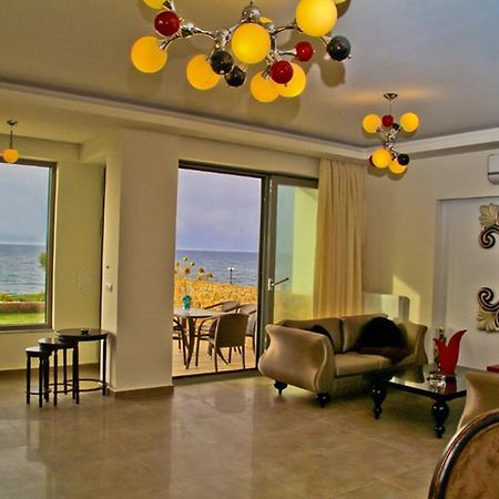 Sea View Beachfront Villa Peri Gouvai Exteriör bild
